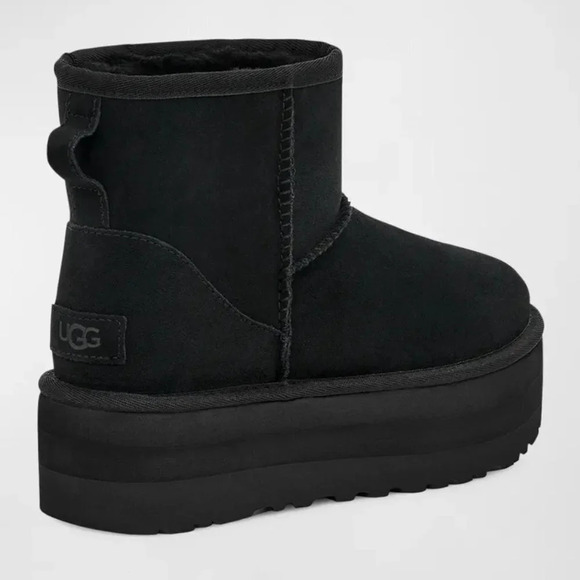 UGG Classic Mini Platform Suede Booties in Black  Sz: 6 - Picture 3 of 12